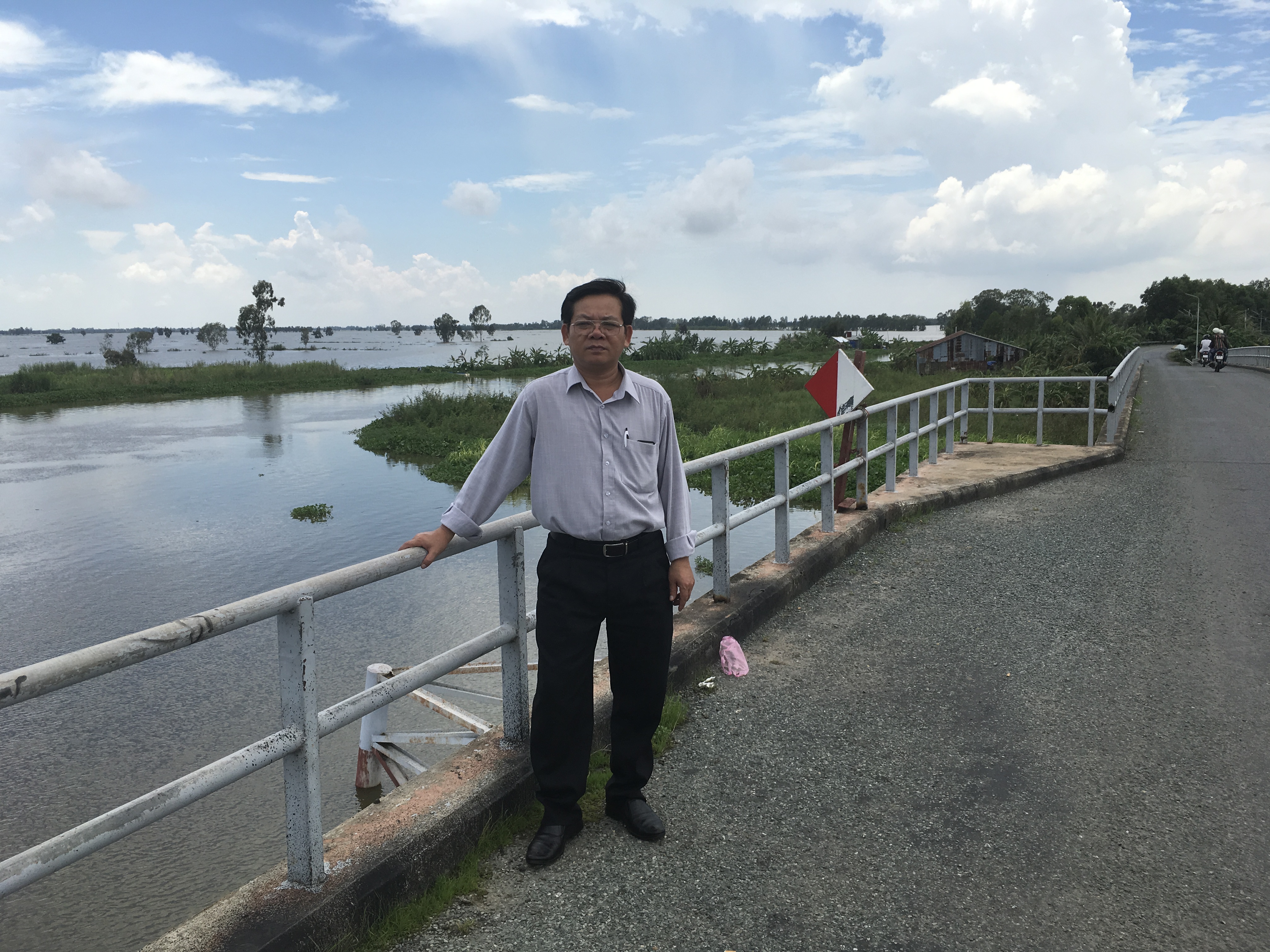 Trà sư Tha La 2024